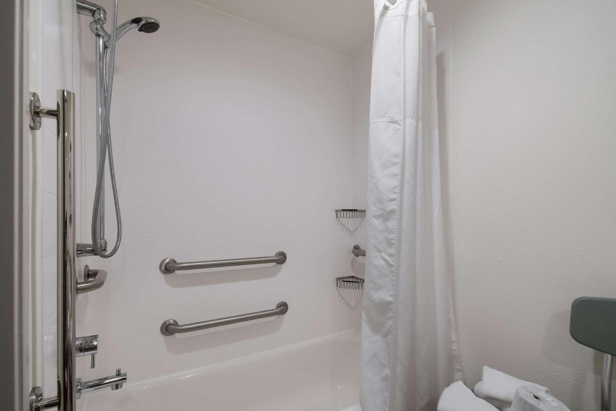 Country Inn & Suites By Radisson, Harrisburg Northeast - Hershey Екстер'єр фото