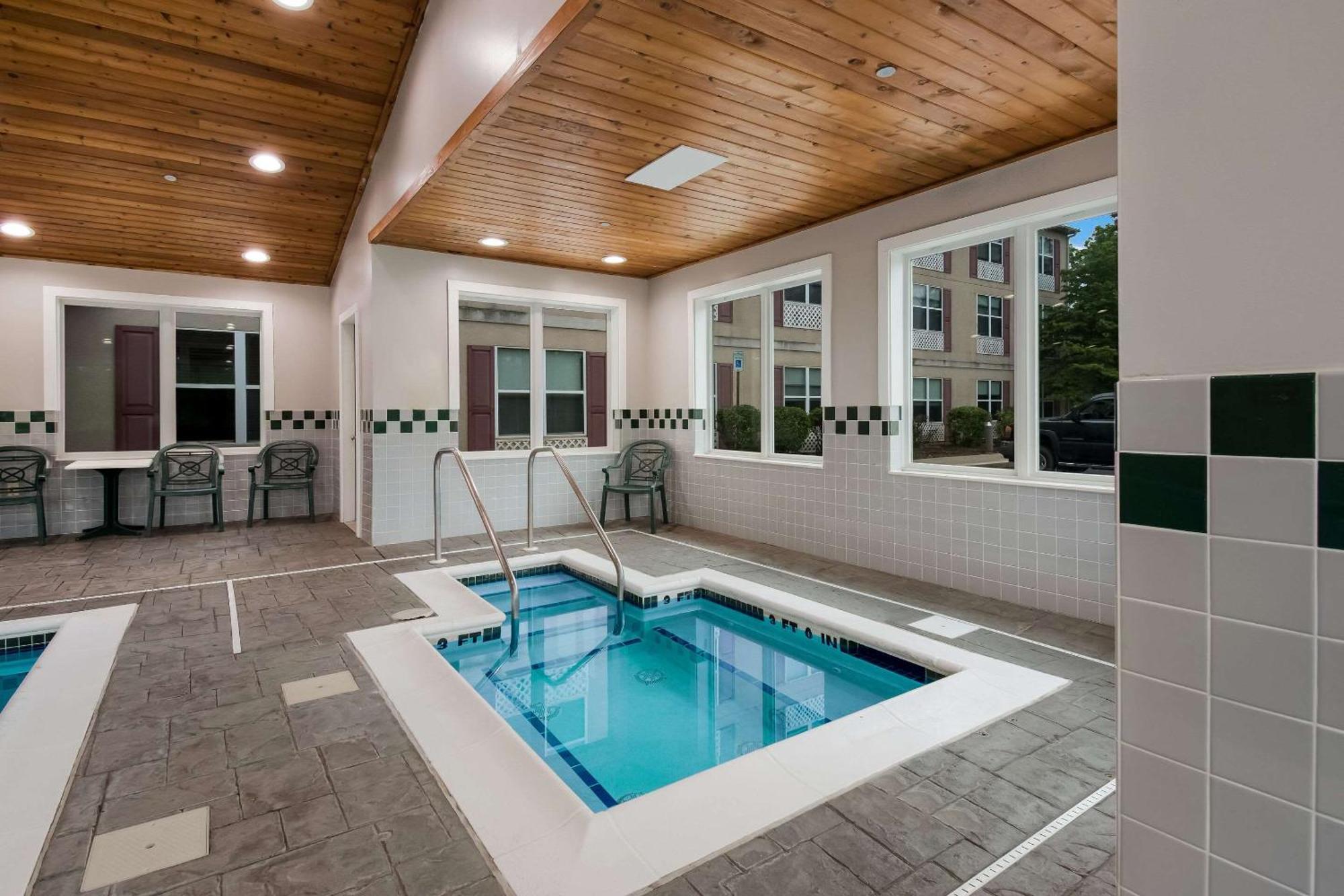Country Inn & Suites By Radisson, Harrisburg Northeast - Hershey Екстер'єр фото
