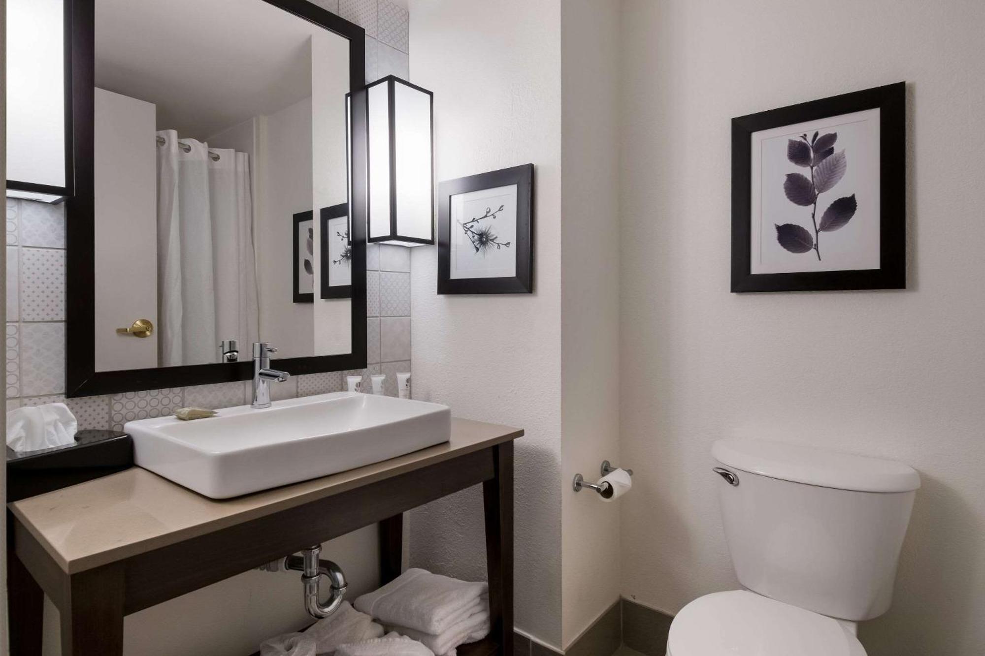 Country Inn & Suites By Radisson, Harrisburg Northeast - Hershey Екстер'єр фото